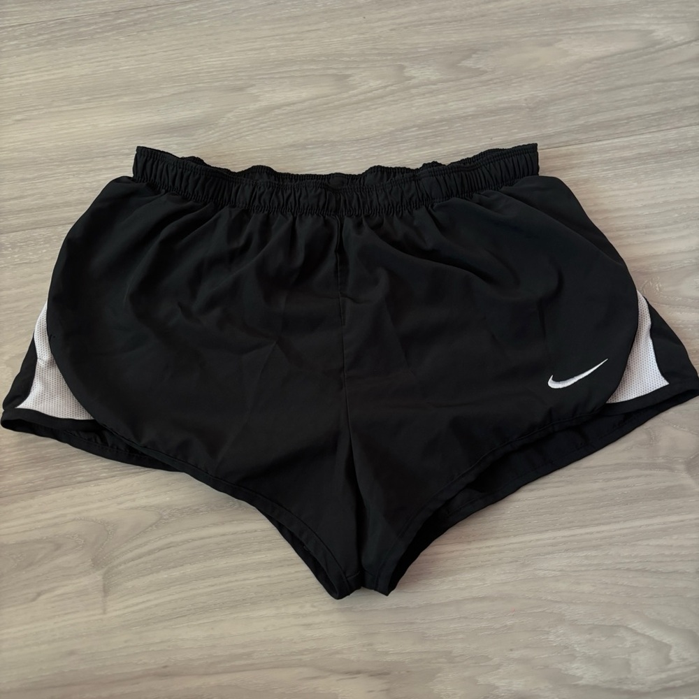 Nike Dri-FIT Women’s Black Running Shorts Size Medium
